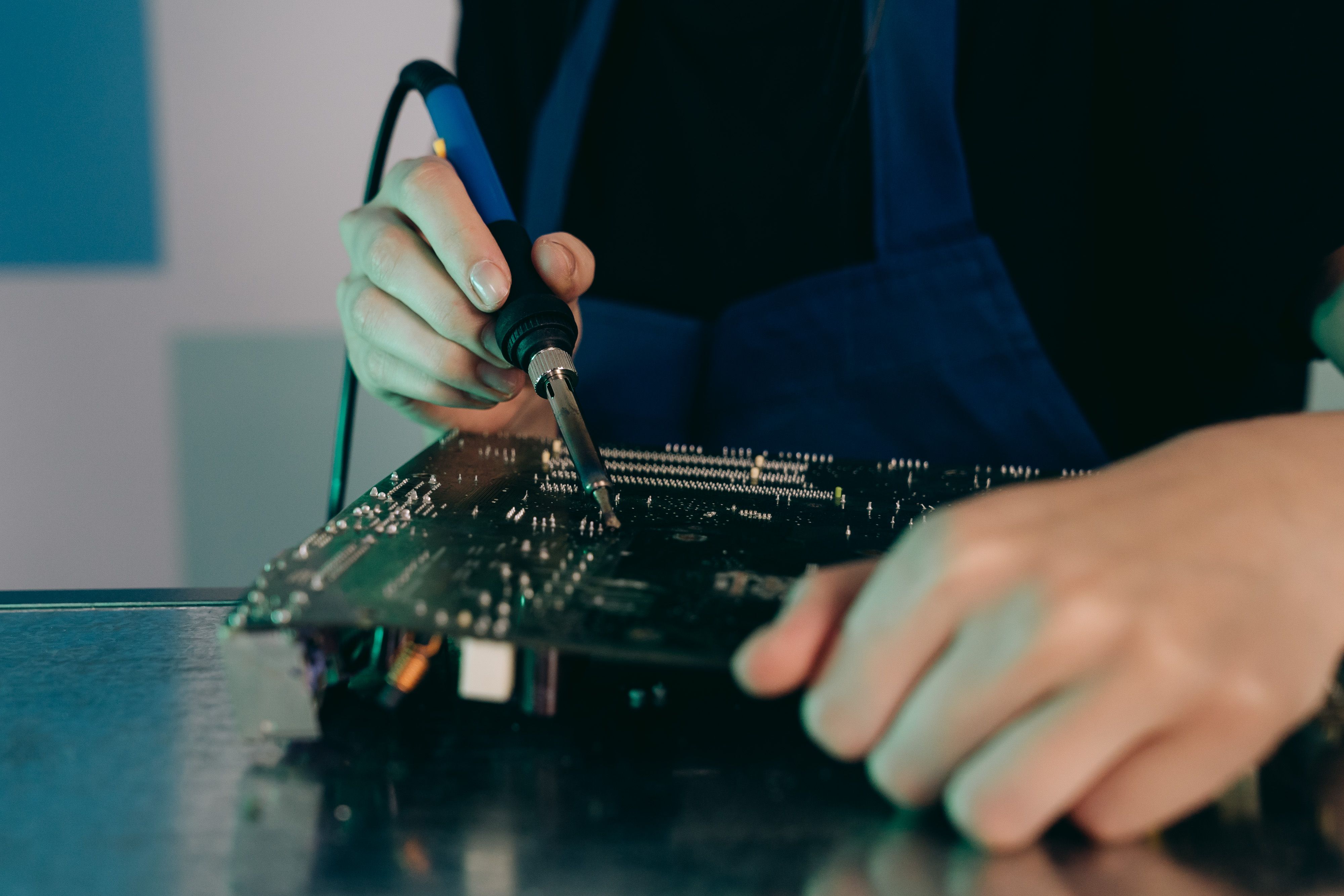 Agilent 6890 GC Logic Board and Electronic Pneumatic Control (EPC) Repair case study